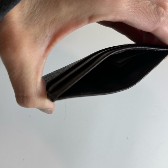 Banana Republic Classic pebbled leather card case. - Picture 3 of 3